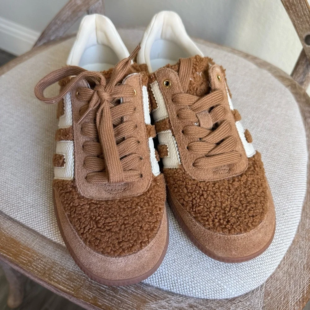 Back 70 Teddy Sneakers